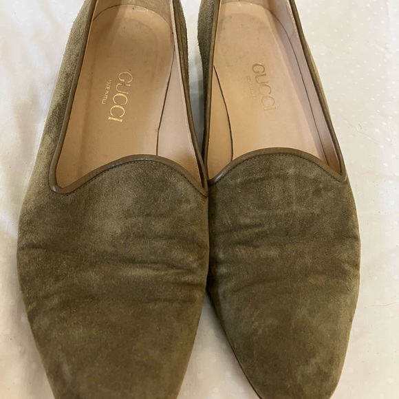 Gucci Green Suede Footwear - Picture 1 of 8